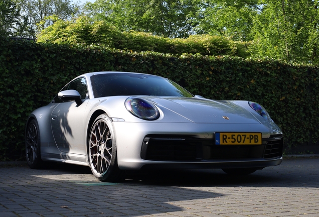 Porsche 992 Carrera S