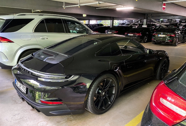 Porsche 992 GT3 Touring