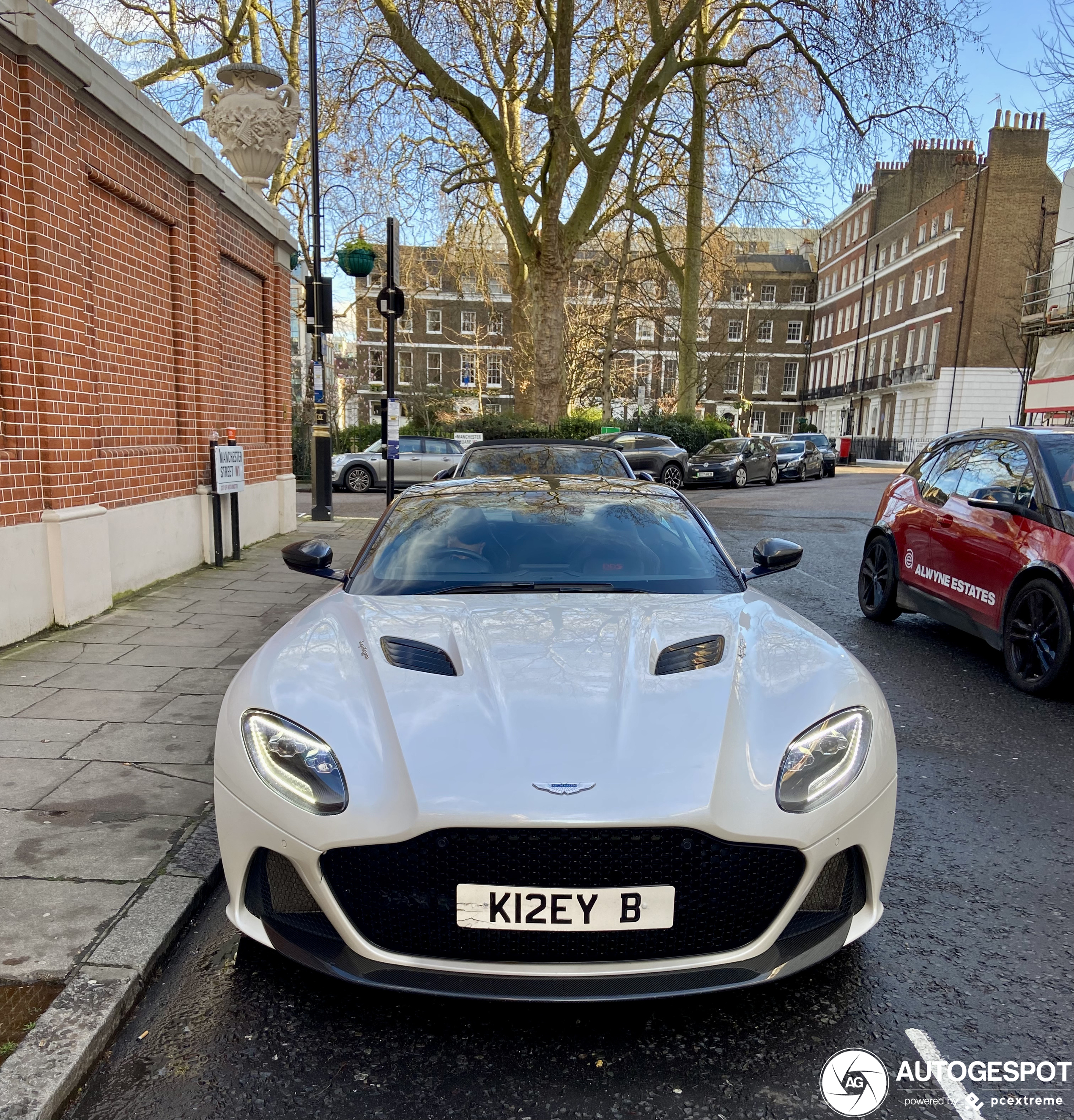 Aston Martin DBS Superleggera