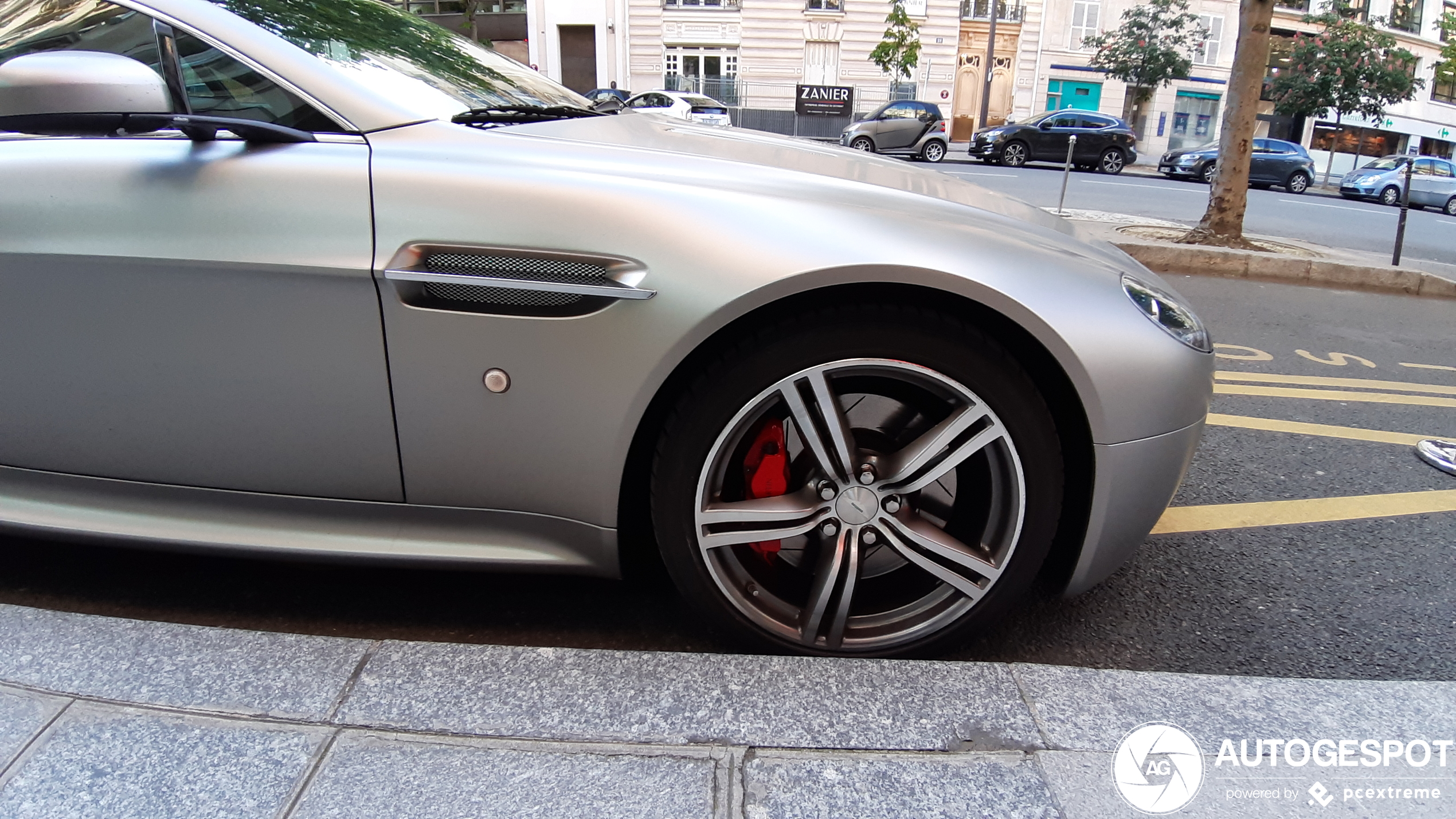 Aston Martin V8 Vantage N400