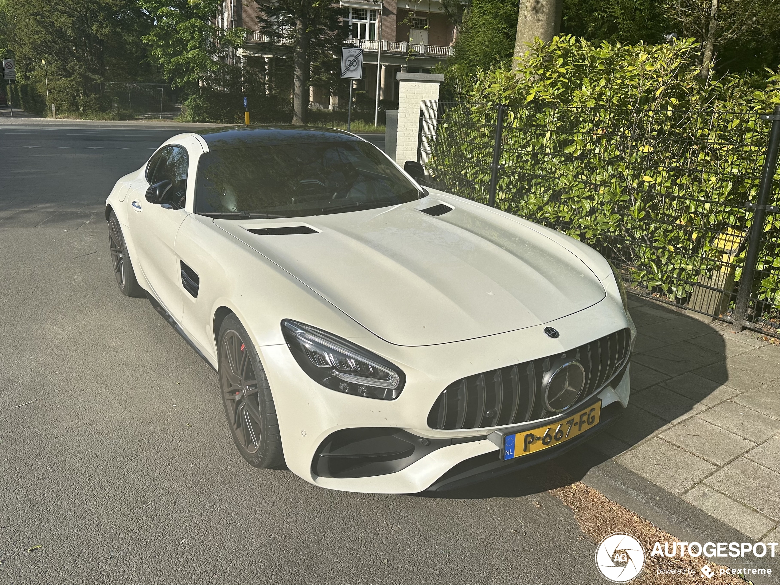 Mercedes-AMG GT C C190 2019