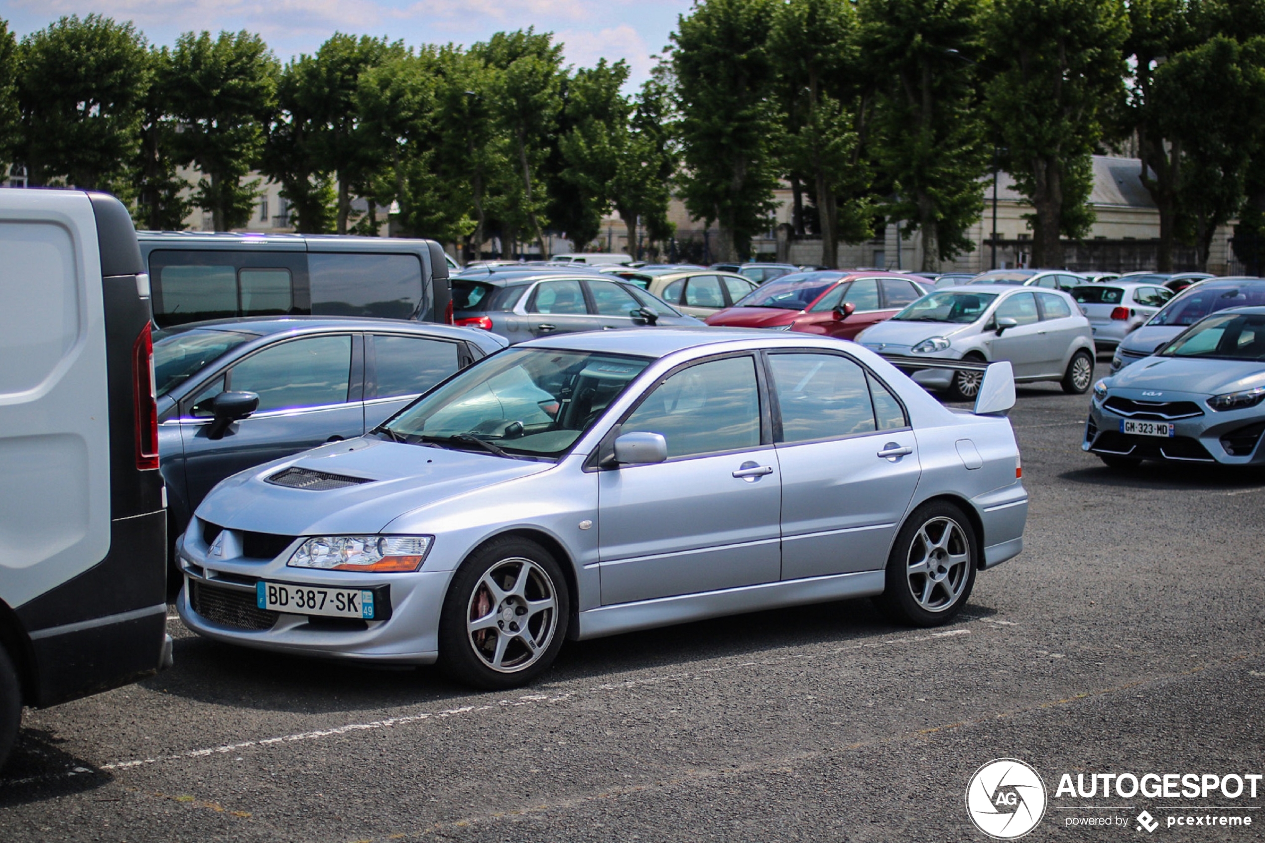 Mitsubishi Lancer Evolution IX