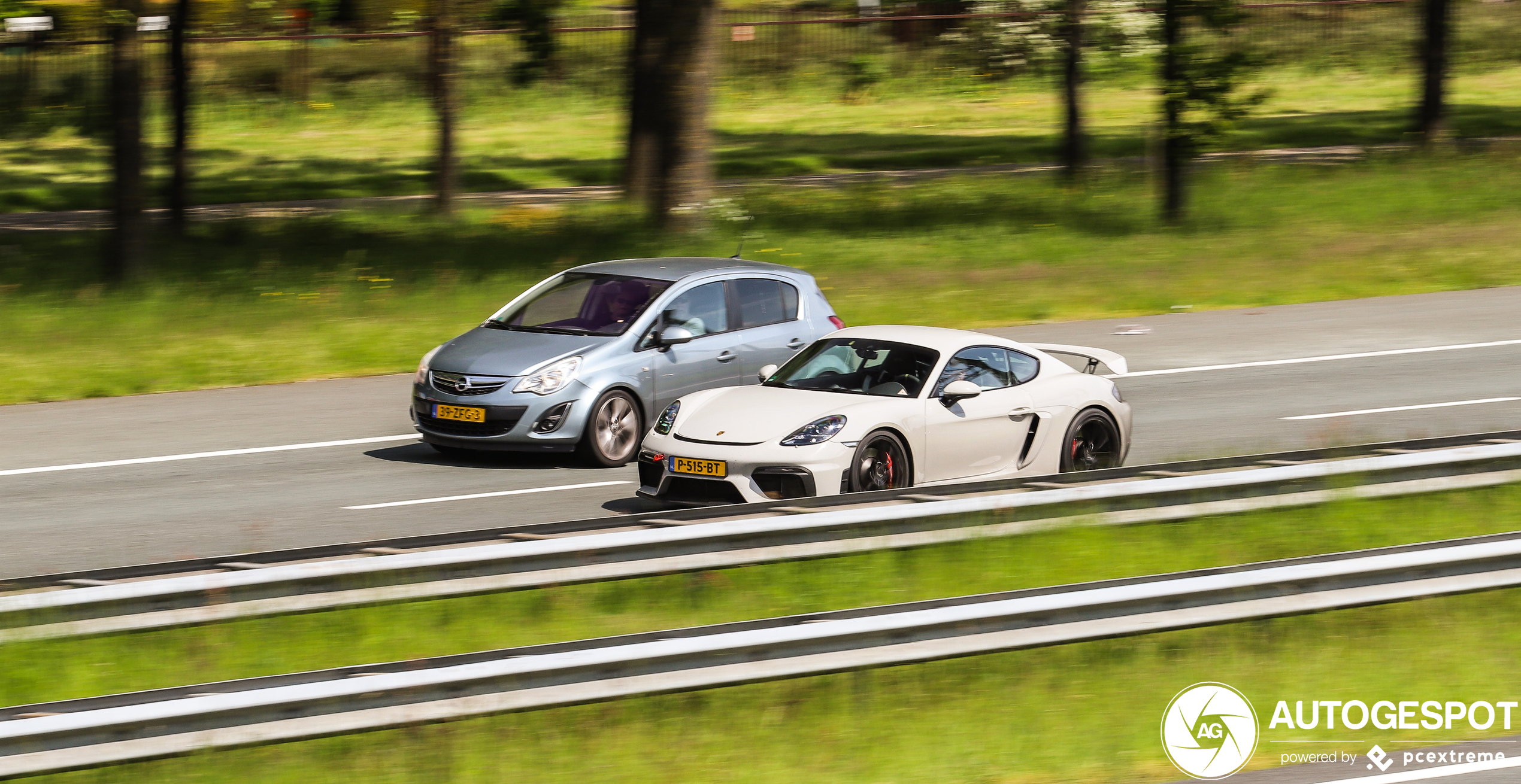 Porsche 718 Cayman GT4