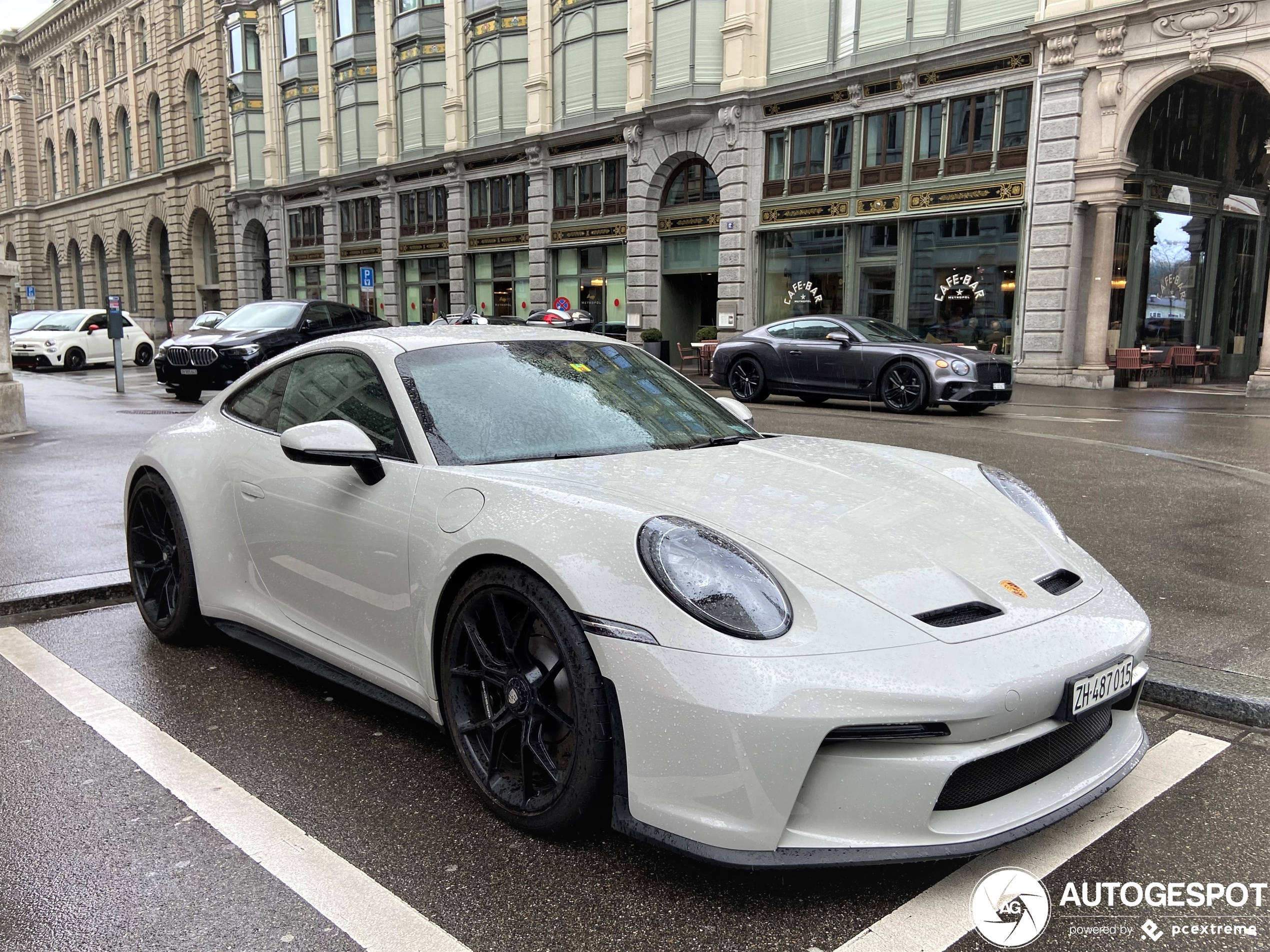 Porsche 992 GT3 Touring