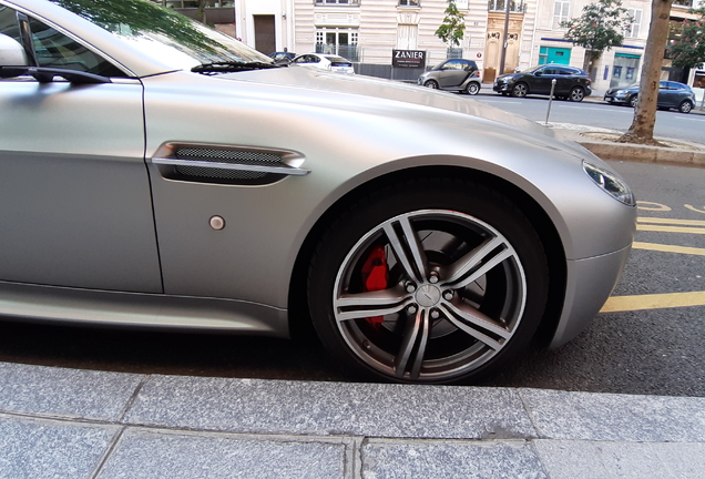 Aston Martin V8 Vantage N400