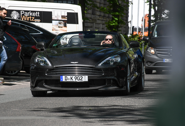 Aston Martin Vanquish S Volante 2017