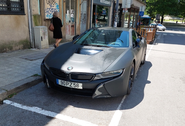 BMW i8