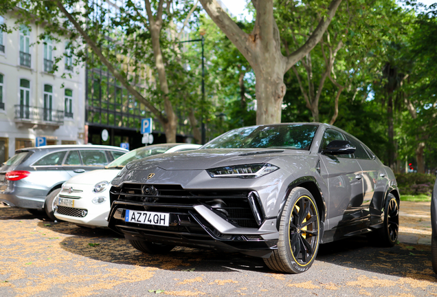 Lamborghini Urus S