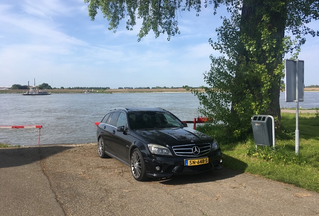 Mercedes-Benz C 63 AMG Estate