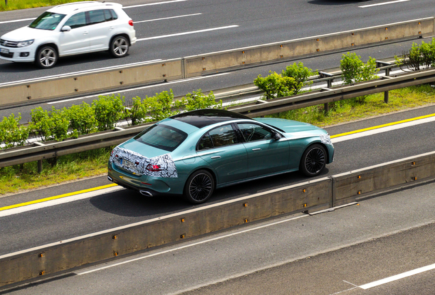 Mercedes-Benz E-Class W214