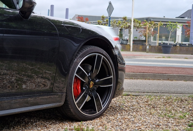 Porsche 991 Carrera 4S Cabriolet MkII