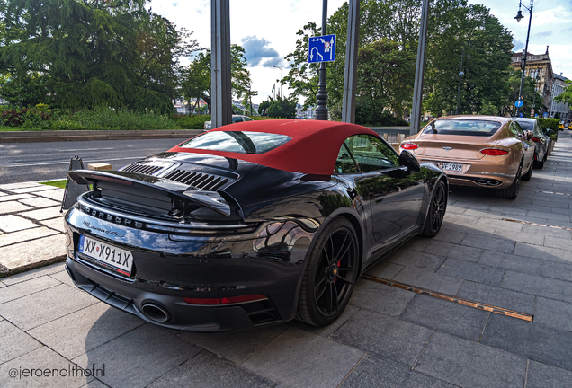 Porsche 992 Carrera 4 GTS Cabriolet