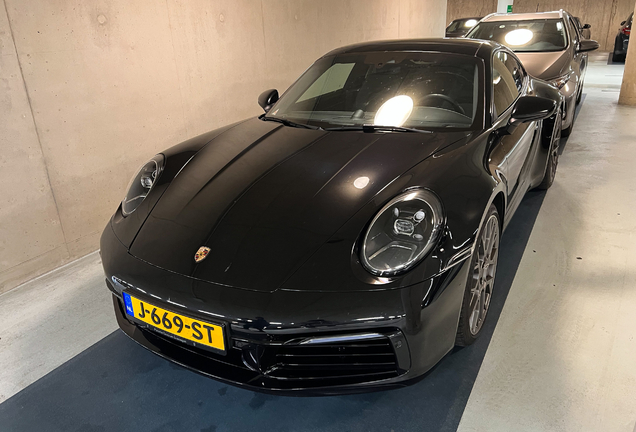 Porsche 992 Carrera S