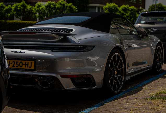 Porsche 992 Turbo S Cabriolet