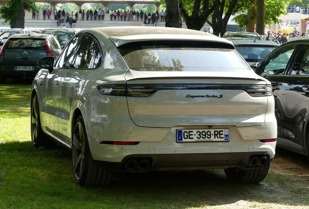 Porsche Cayenne Coupé Turbo S E-Hybrid