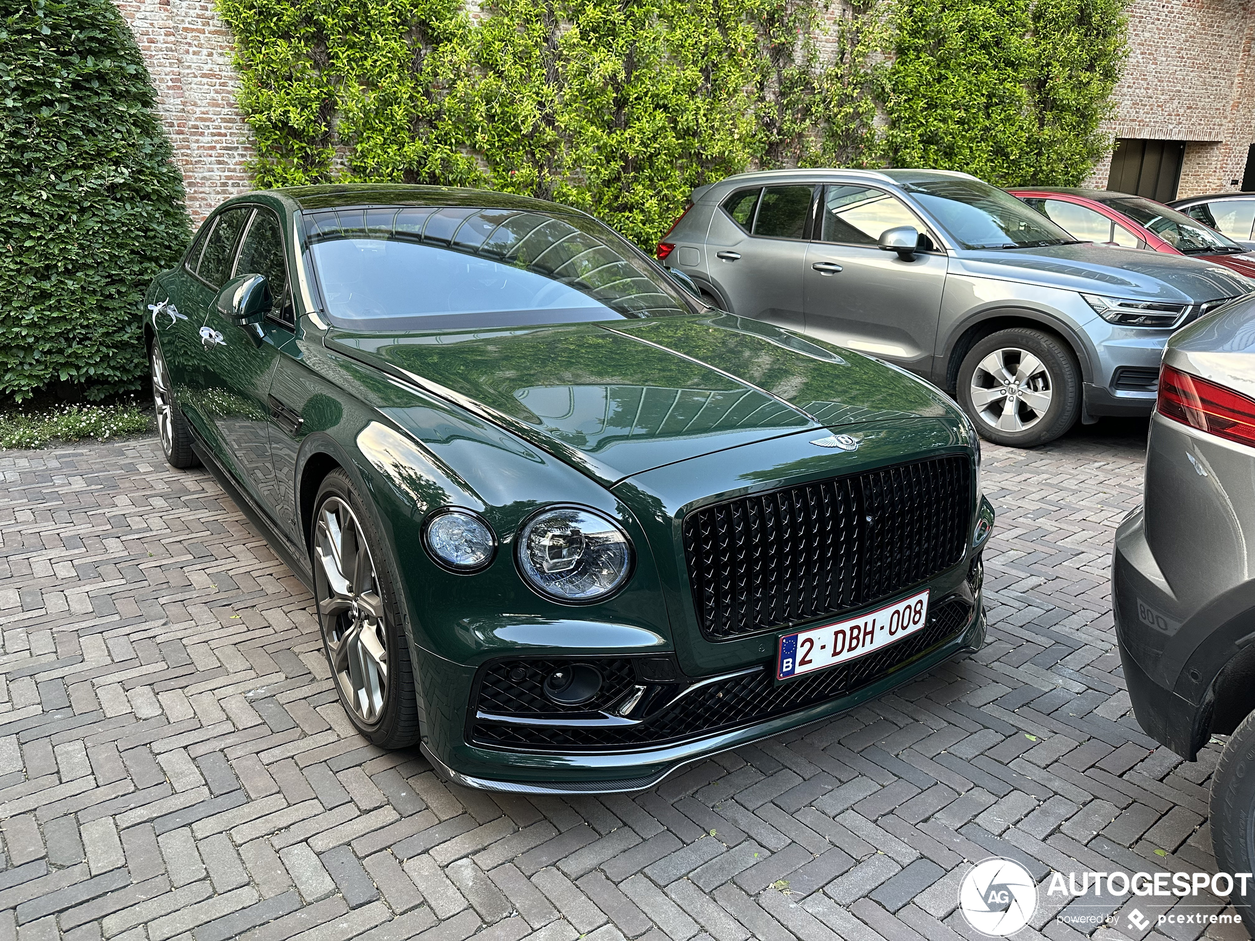 Bentley Flying Spur Hybrid S