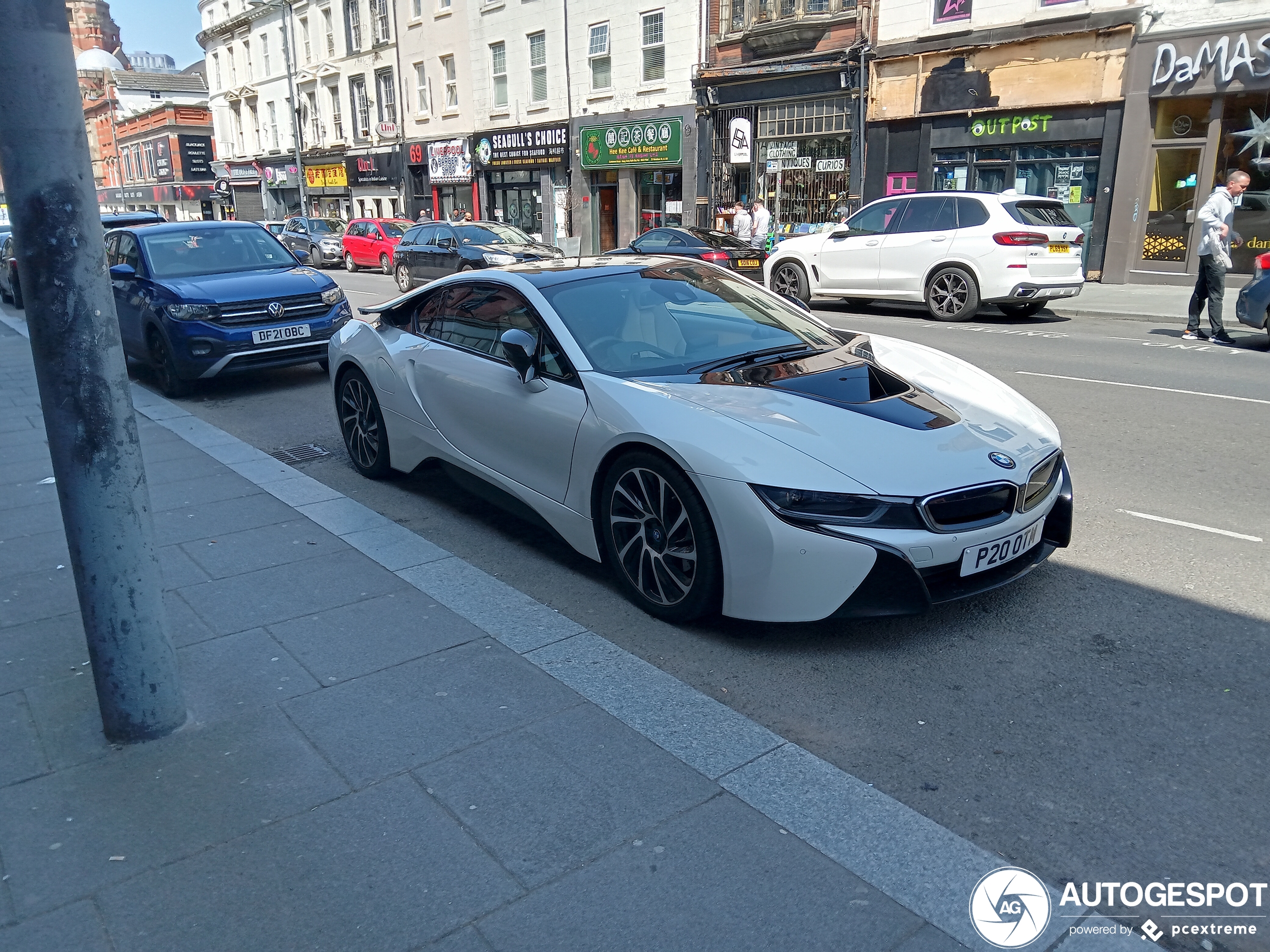 BMW i8