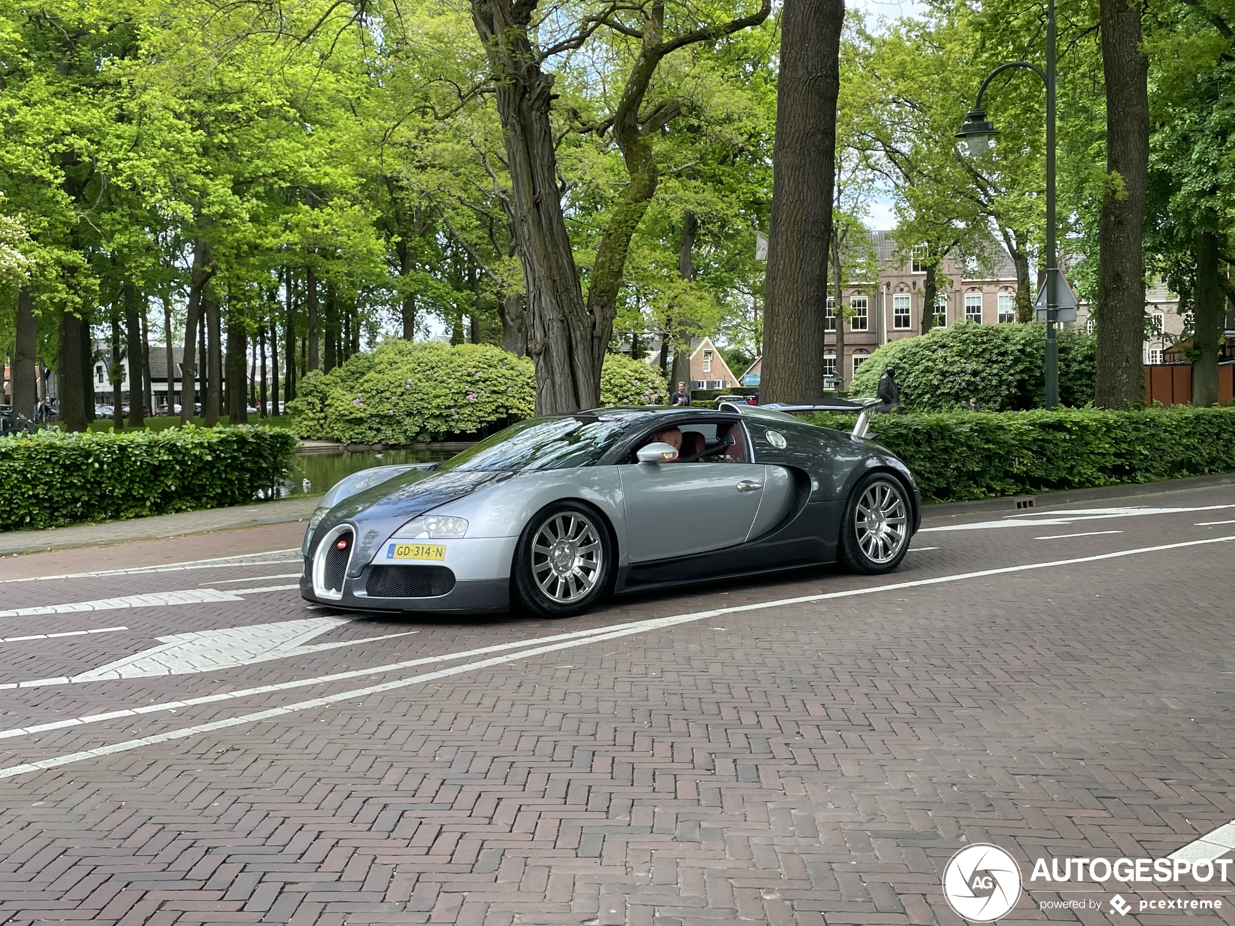 Nederlandse Veyron na 8 jaar weer gespot