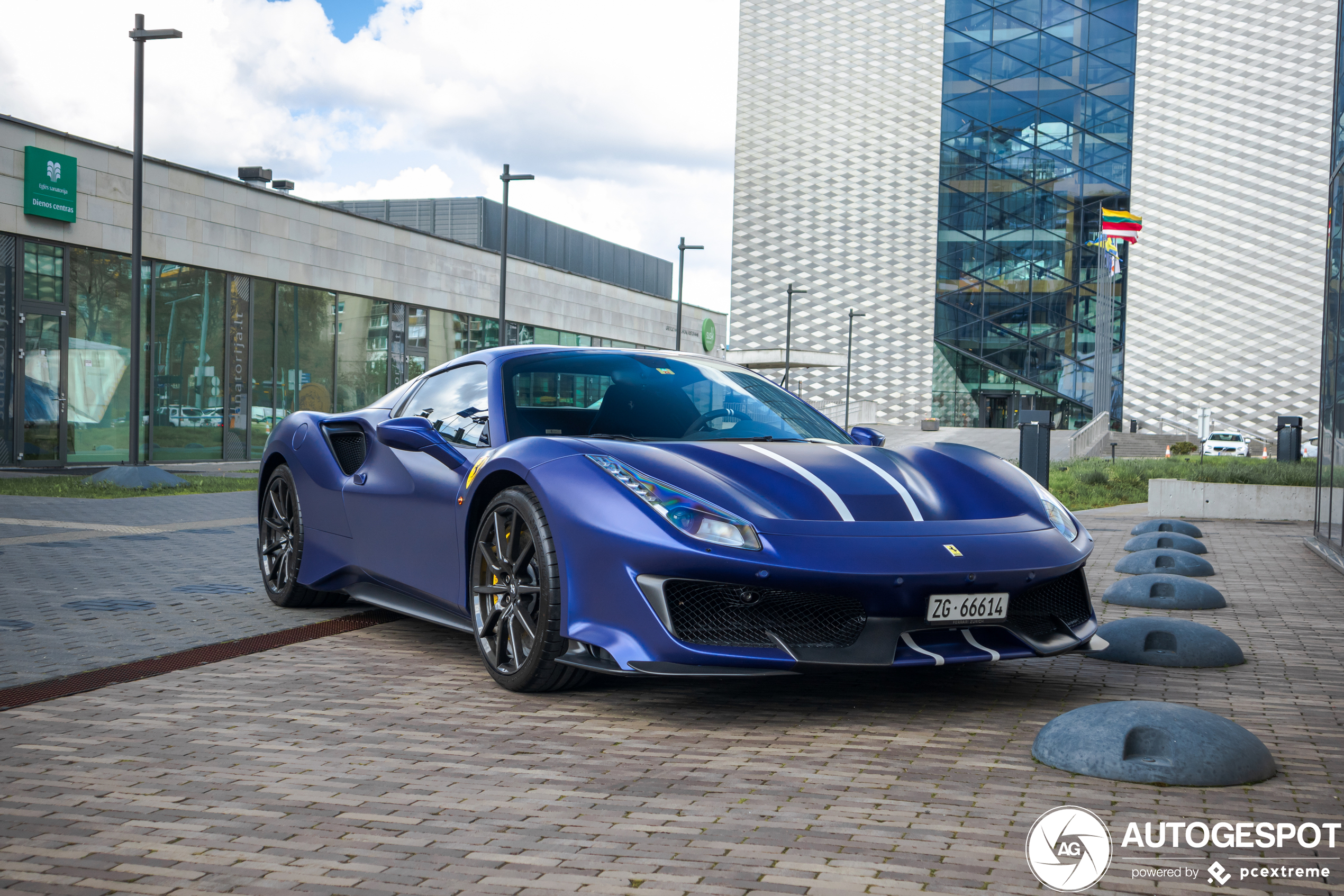 Ferrari 488 Pista Spider