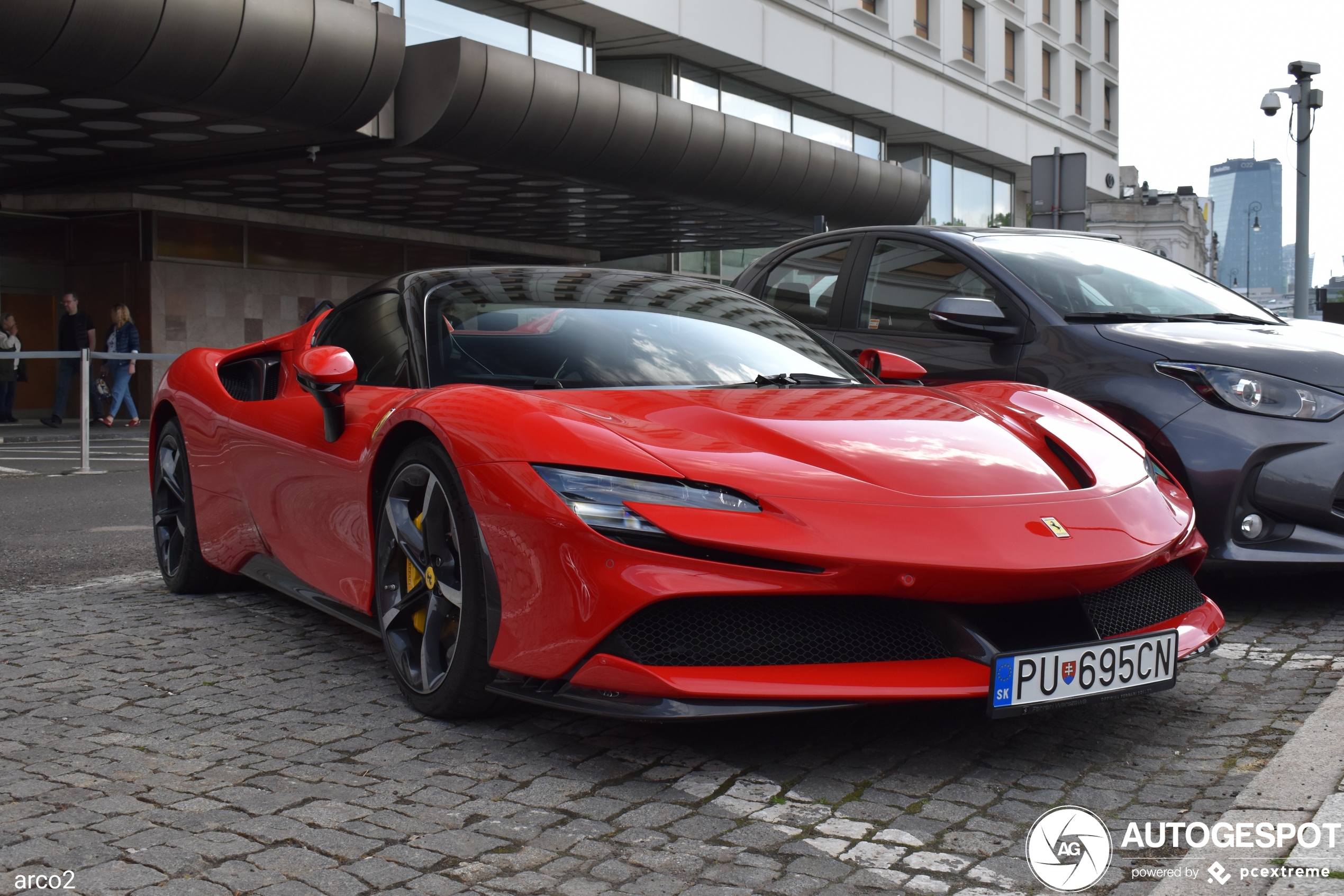 Ferrari SF90 Spider