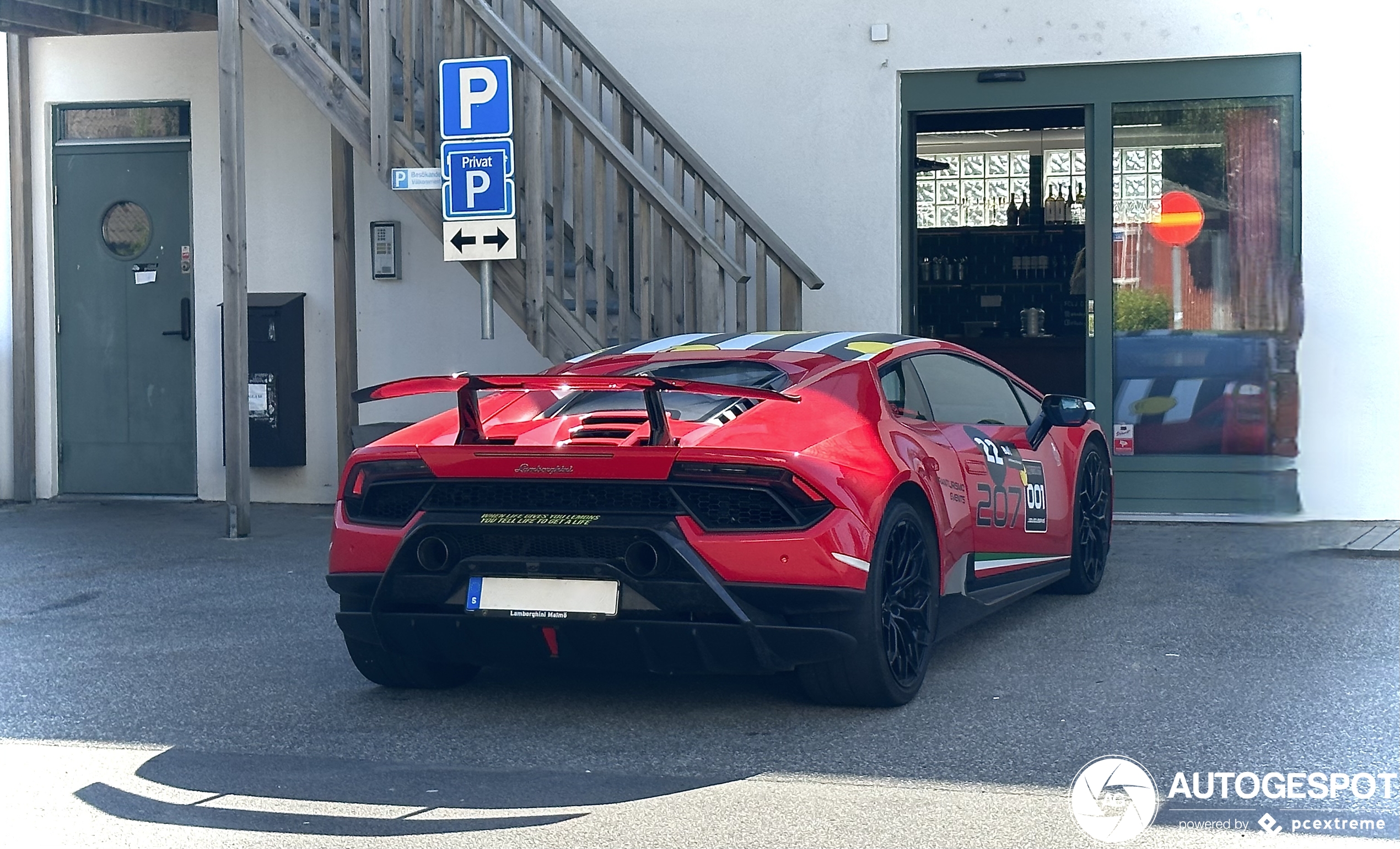 Lamborghini Huracán LP640-4 Performante