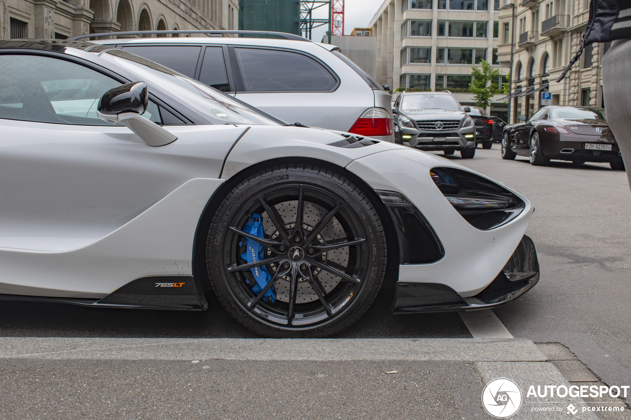 McLaren 765LT