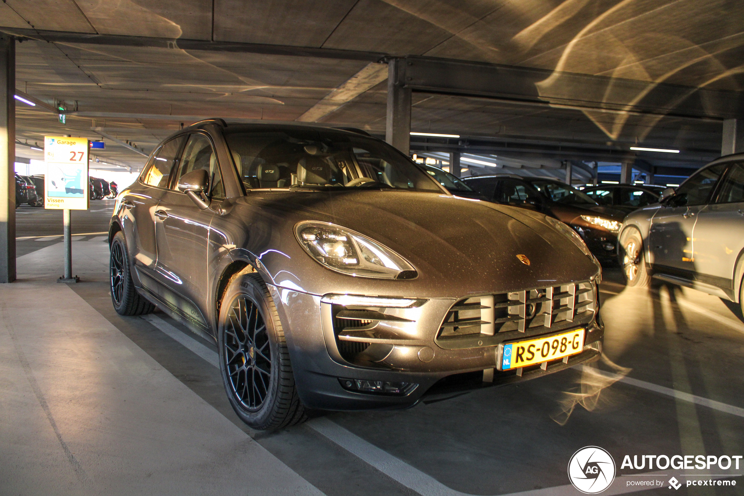 Porsche 95B Macan GTS