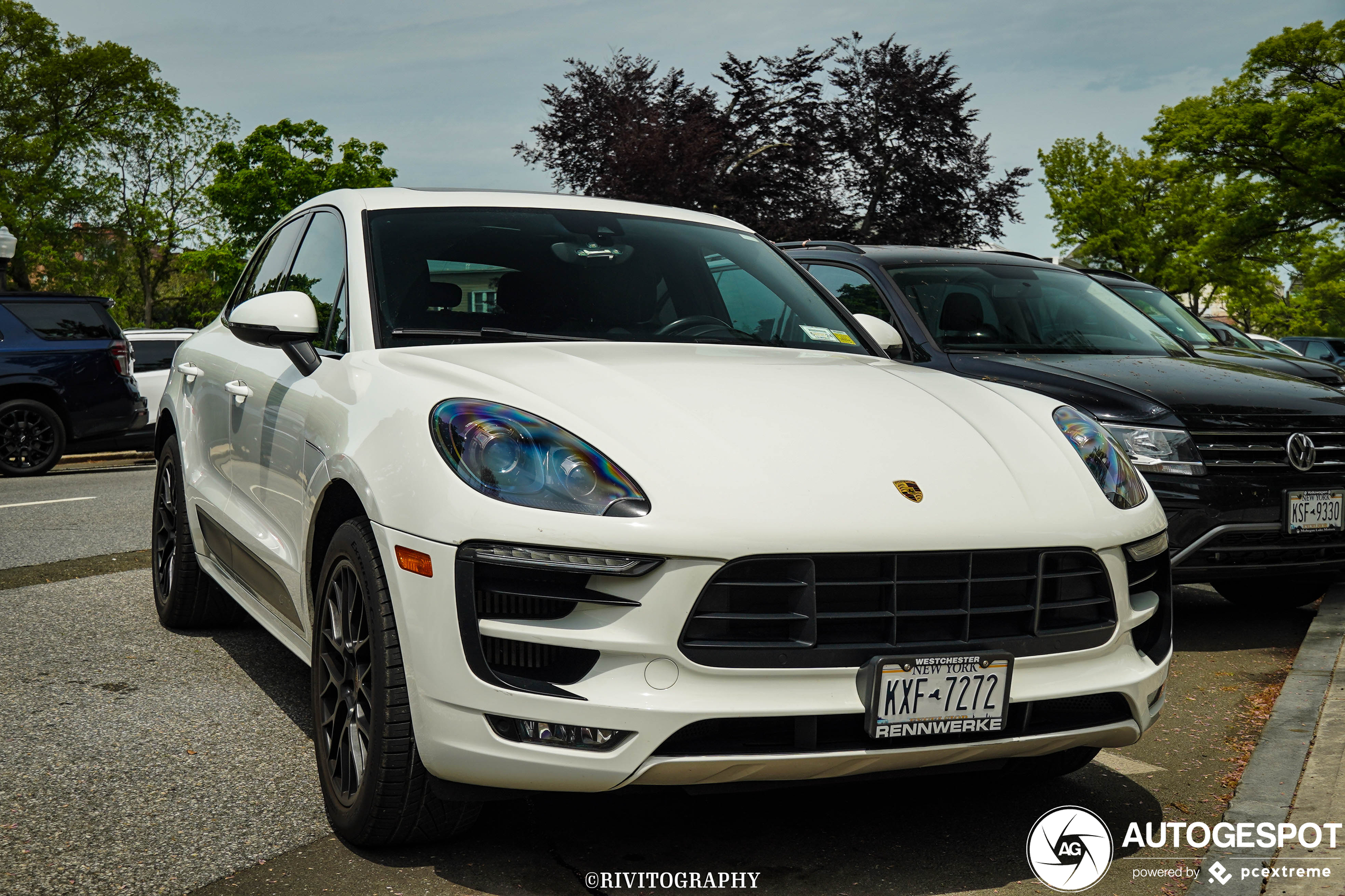 Porsche 95B Macan GTS