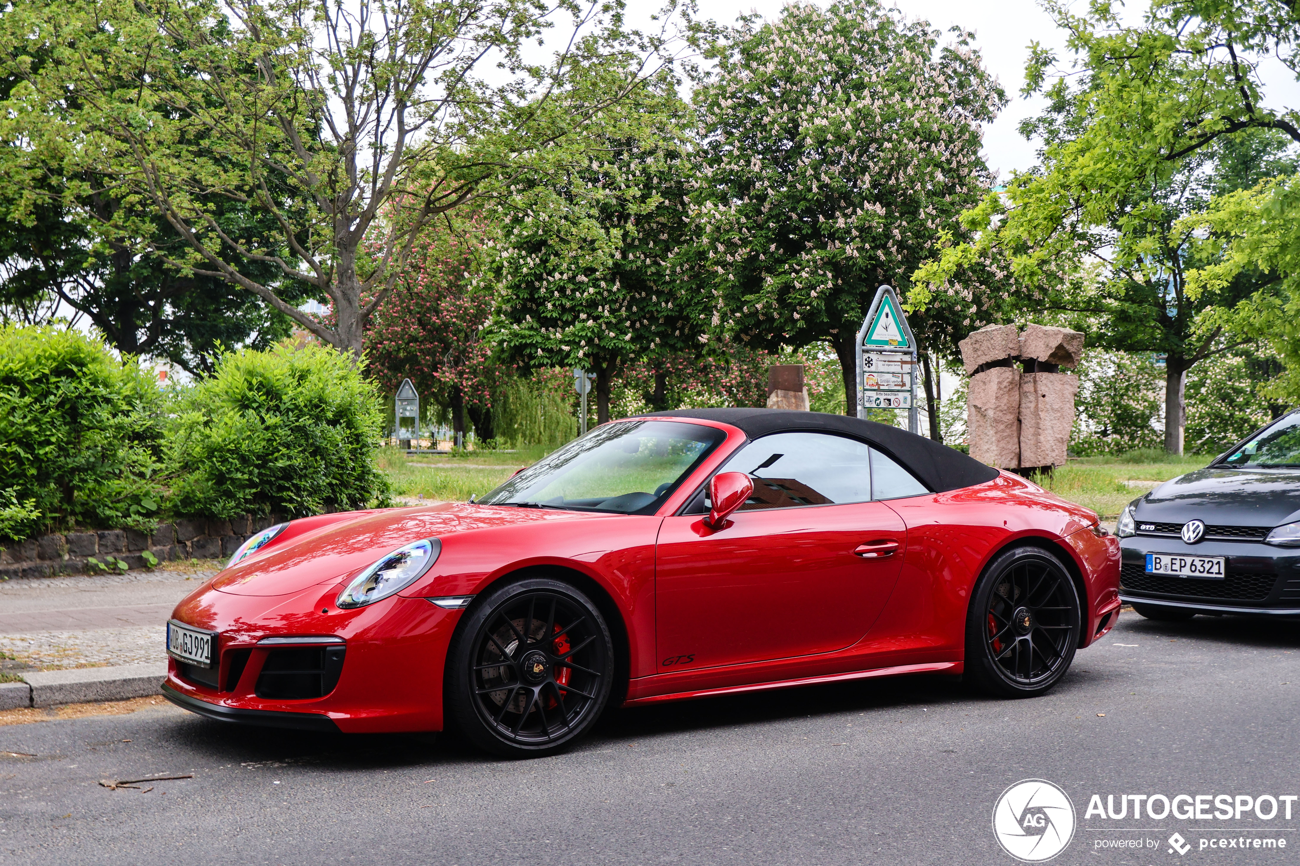 Porsche 991 Carrera 4 GTS Cabriolet MkII