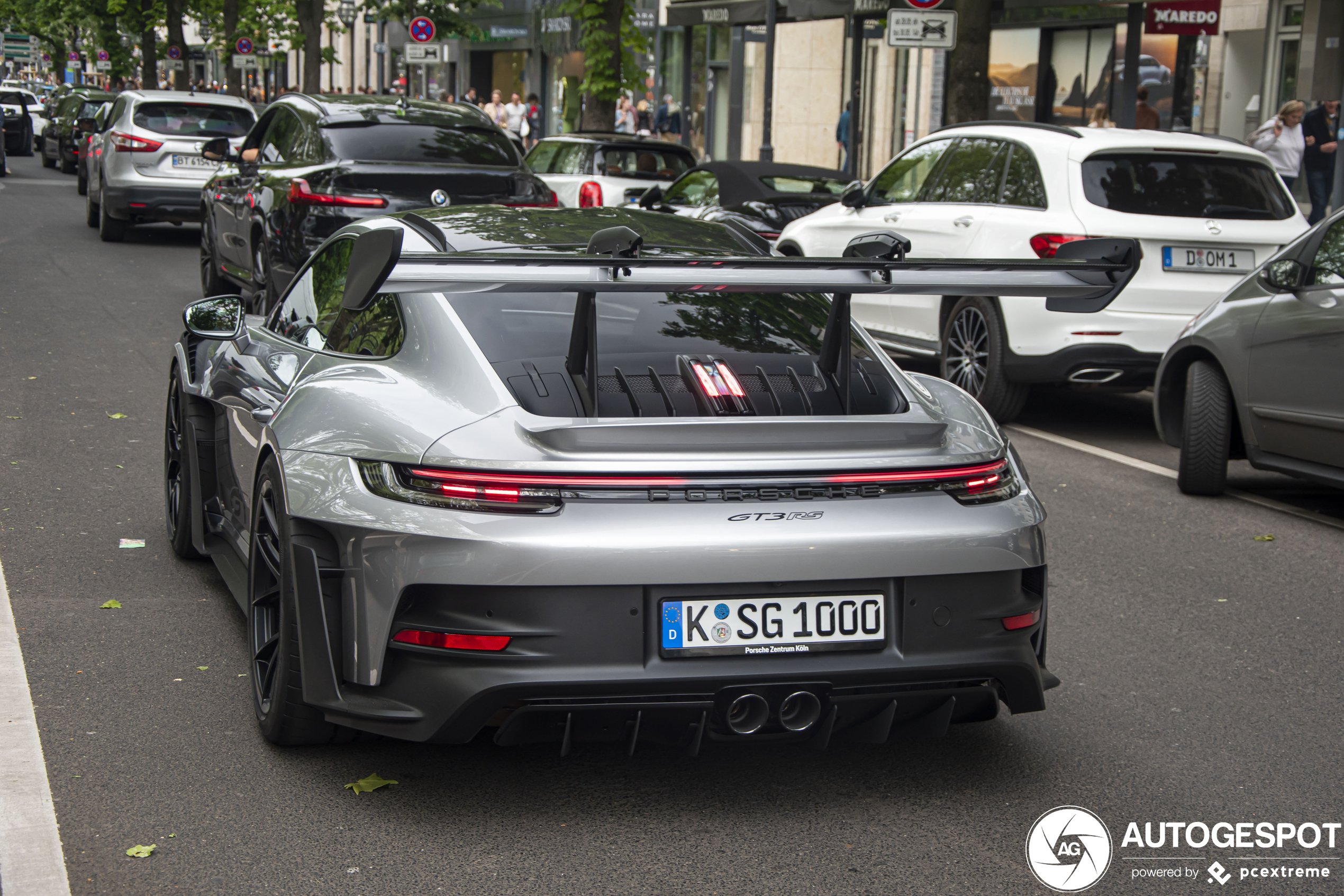 Porsche 992 GT3 RS Weissach Package