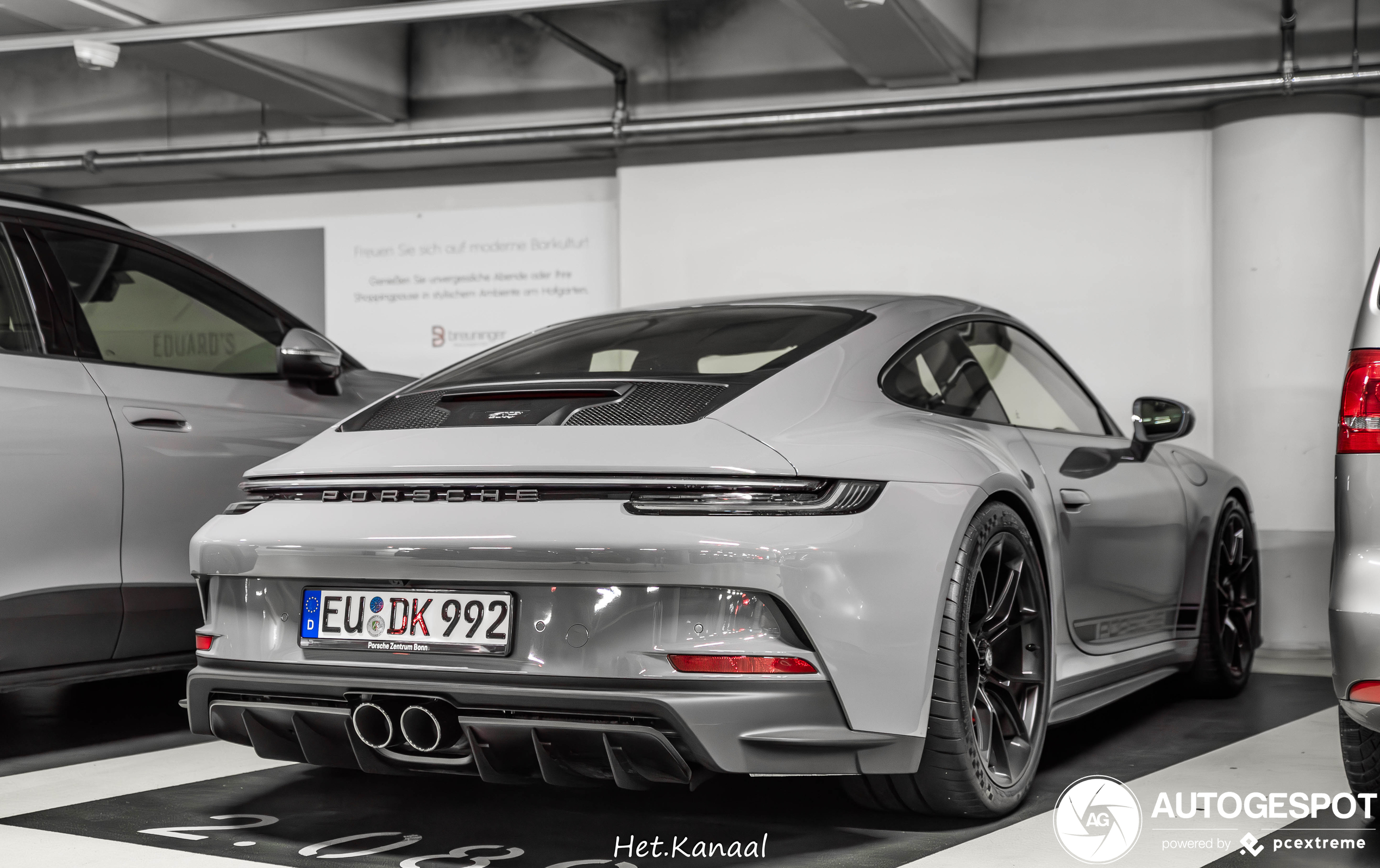 Porsche 992 GT3 Touring