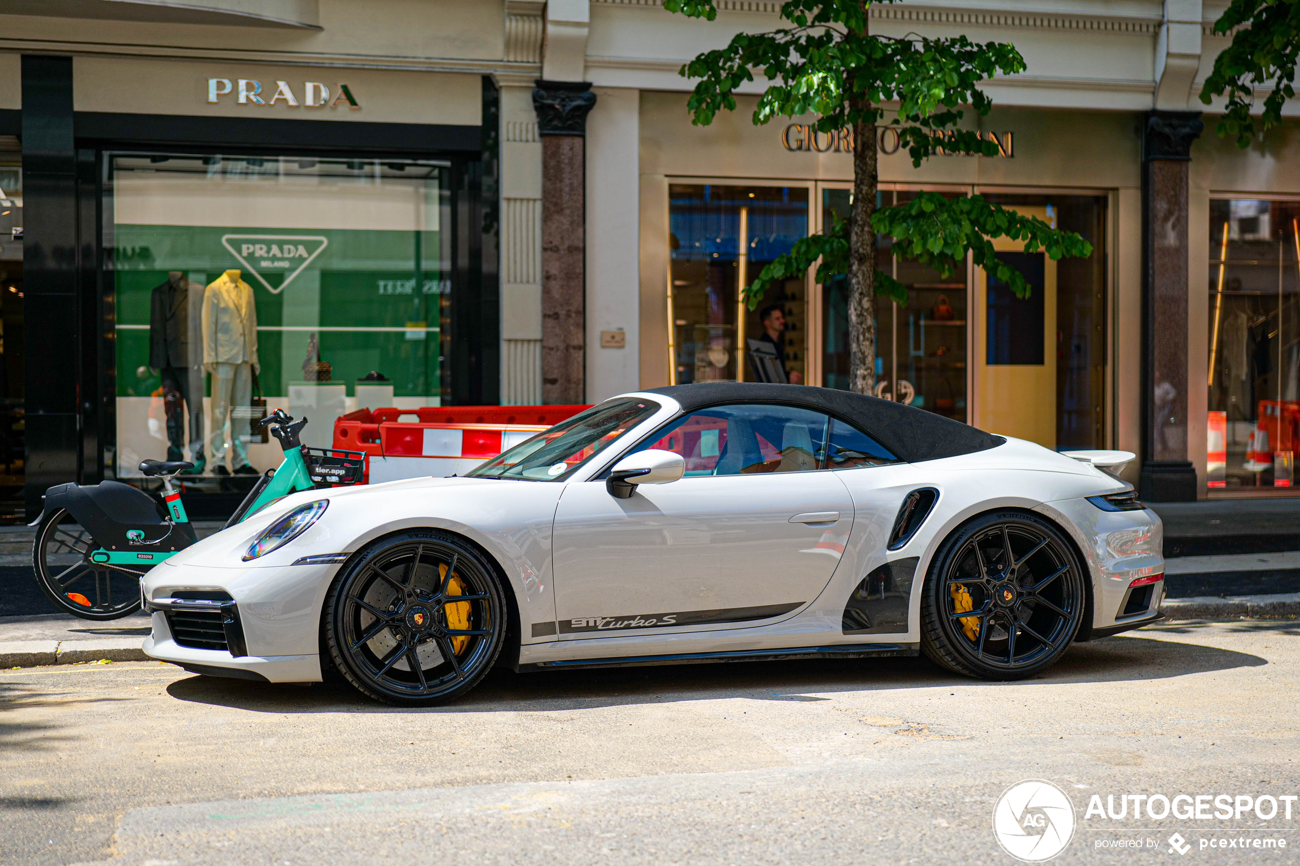 Porsche 992 Turbo S Cabriolet