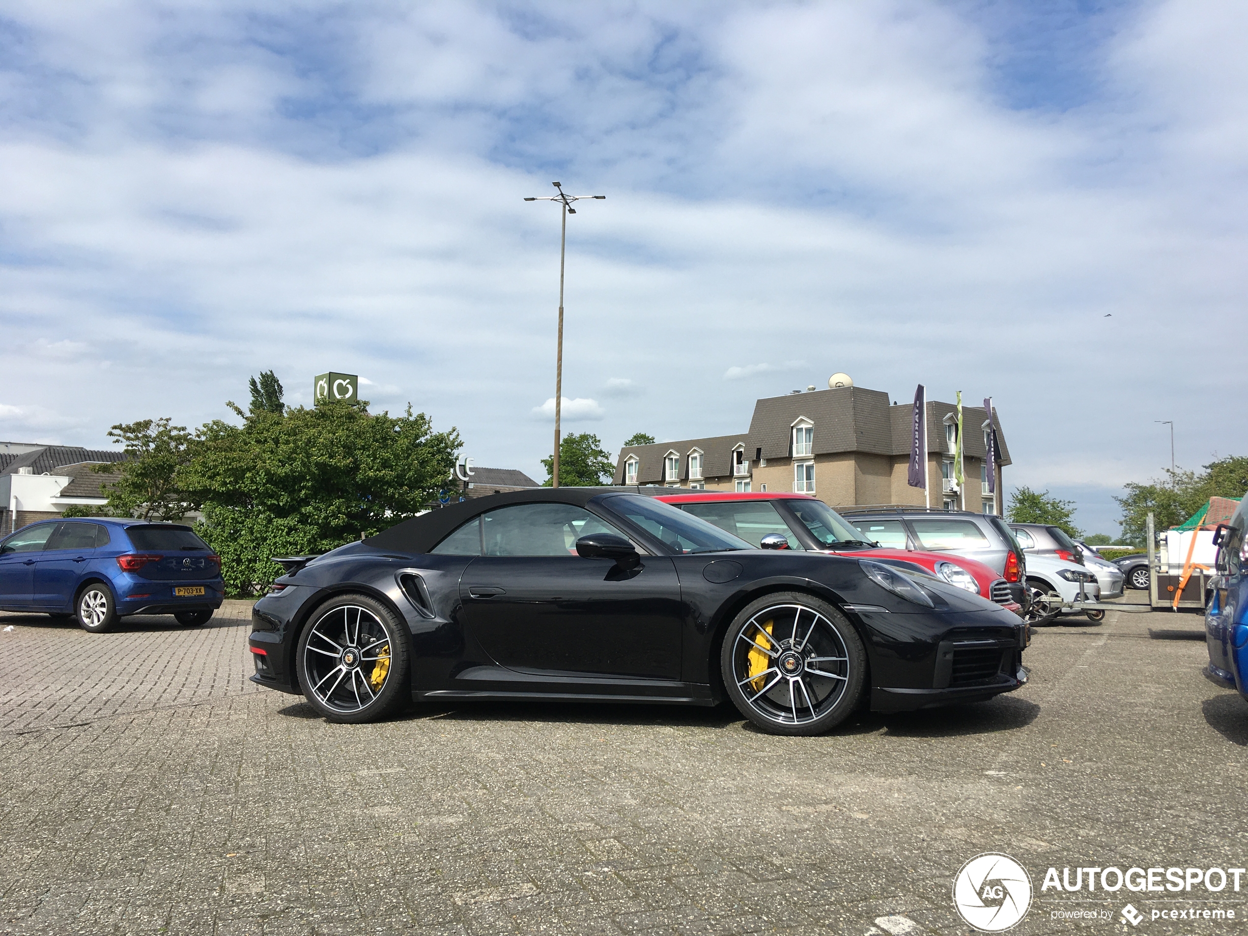 Porsche 992 Turbo S Cabriolet