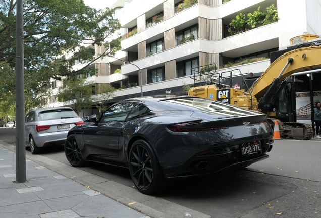 Aston Martin DB11