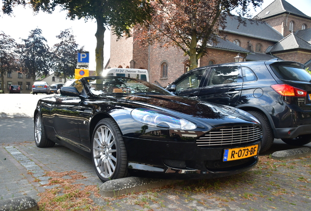 Aston Martin DB9 Volante