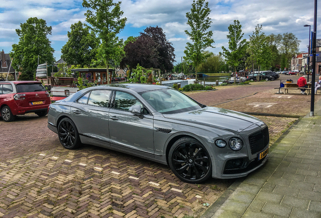 Bentley Flying Spur Hybrid