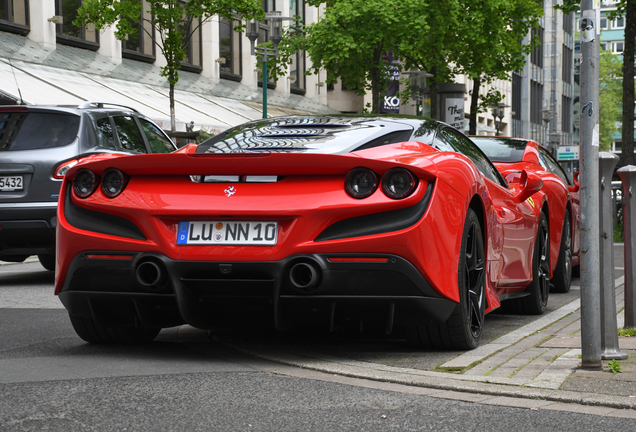 Ferrari F8 Tributo