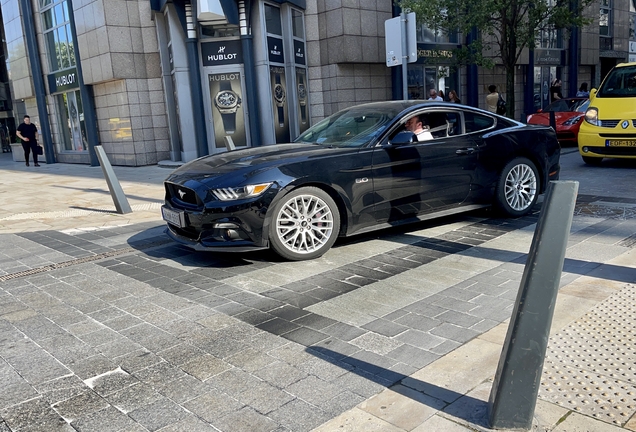 Ford Mustang GT 2015