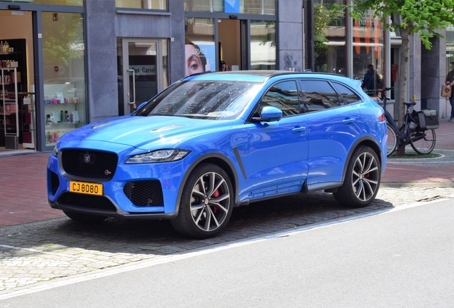 Jaguar F-PACE SVR