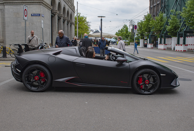 Lamborghini Huracán LP640-4 Performante Spyder