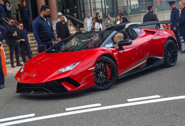 Lamborghini Huracán LP640-4 Performante Spyder