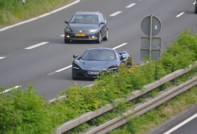 McLaren 720S