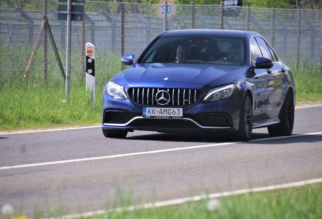 Mercedes-AMG C 63 S W205