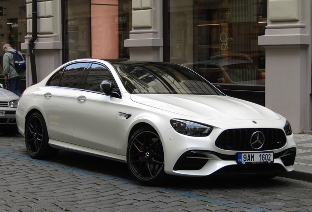 Mercedes-AMG E 63 S W213 2021