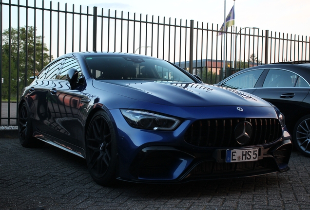 Mercedes-AMG GT 63 S X290