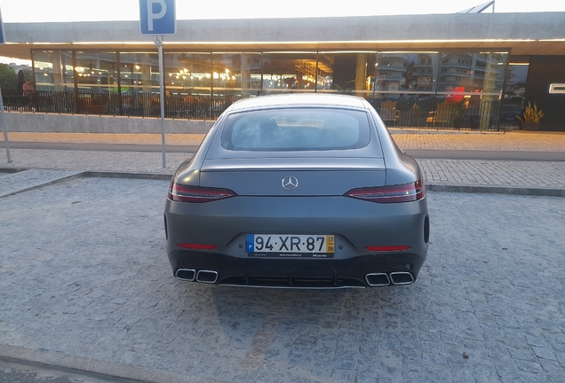 Mercedes-AMG GT 63 X290