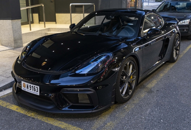 Porsche 718 Cayman GT4