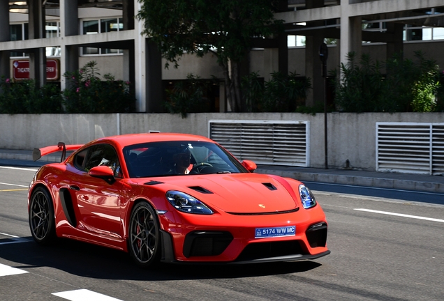 Porsche 718 Cayman GT4 RS