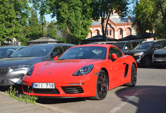 Porsche 718 Cayman S