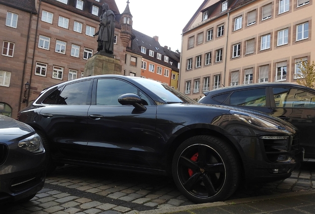 Porsche 95B Macan GTS